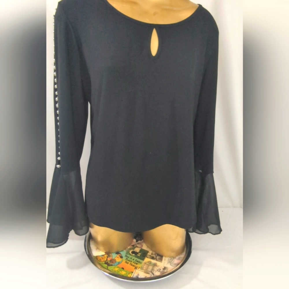 Lovely PerSeption Concept Bell Sleeve Blouse Adorned w Pearl/Rhinestones Large